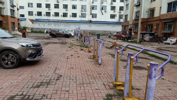 市一建小区外景图