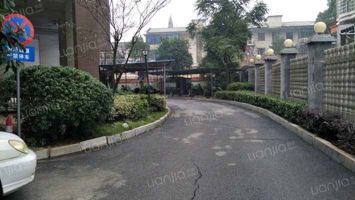 港鑫华庭外景图