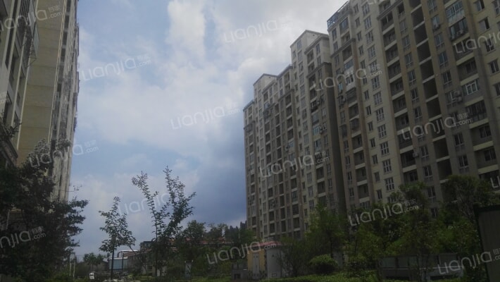 绿源小区外景图