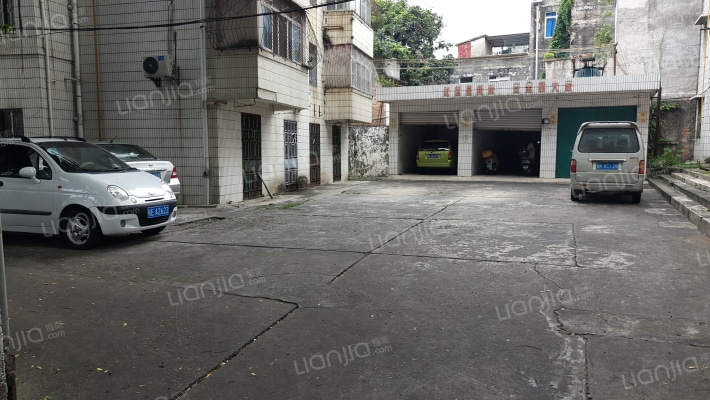 海关宿舍一区外景图