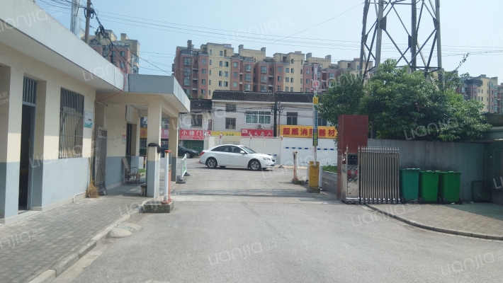 华润小区外景图