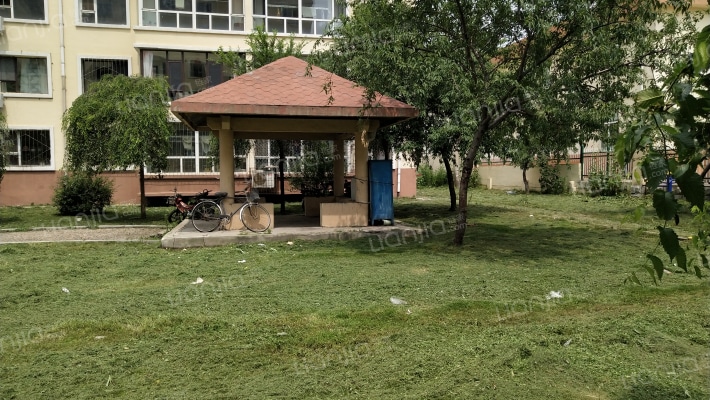 吉化新居二区北院外景图