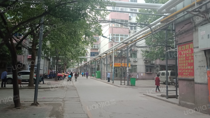 焦化公司家属楼外景图