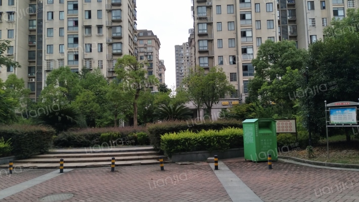 西城花苑外景图