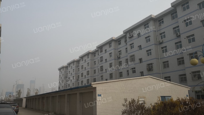 遵化制药厂家属院外景图