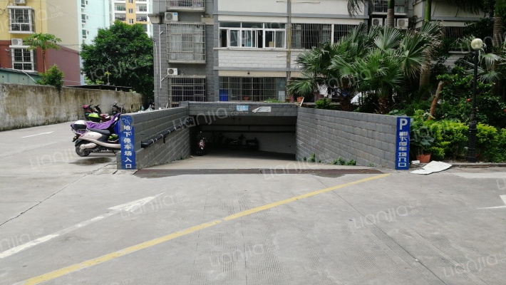 东珠华庭外景图