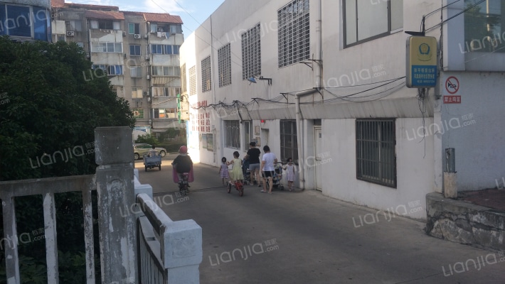 凤凰新村外景图