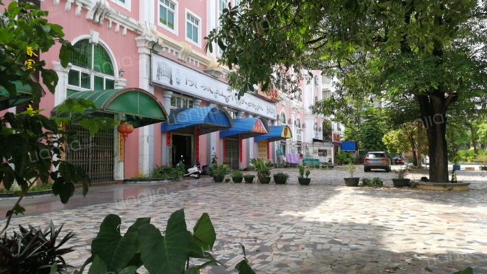 威龙花园外景图