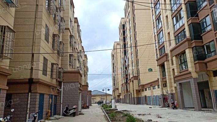 东方景城外景图