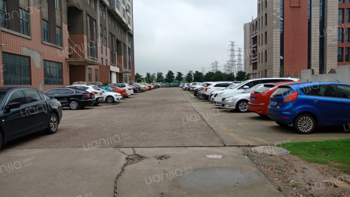 新城监理大厦外景图