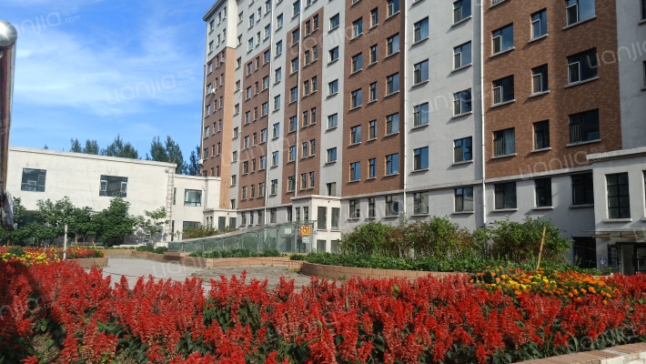 龙兴水岸新城外景图