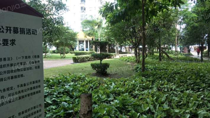 东波苑小区外景图