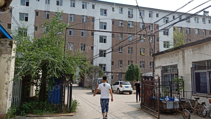 橡机住宅外景图