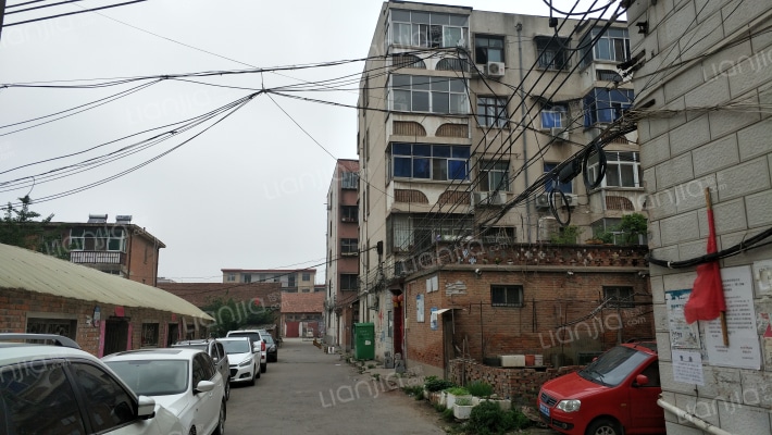 周运社区外景图