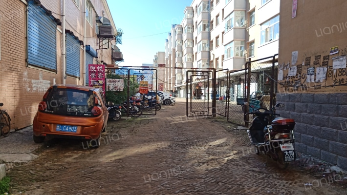 金迈隆小区外景图