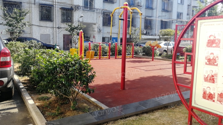 世纪花园外景图