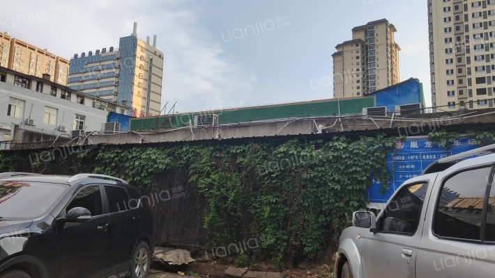 明湖花苑外景图