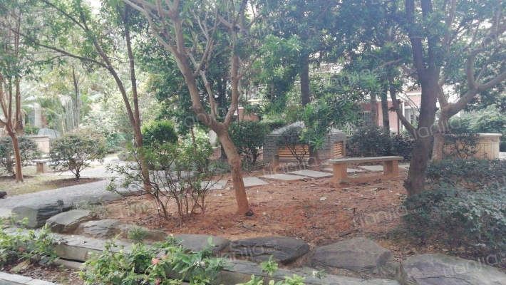 粤顺华庭外景图