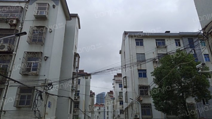 东方花园外景图