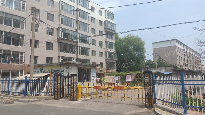 世纪新村外景图