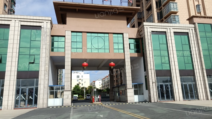 东方豪城外景图