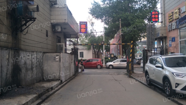 动源小区外景图