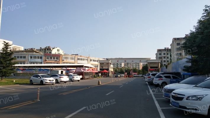 盛福山庄外景图