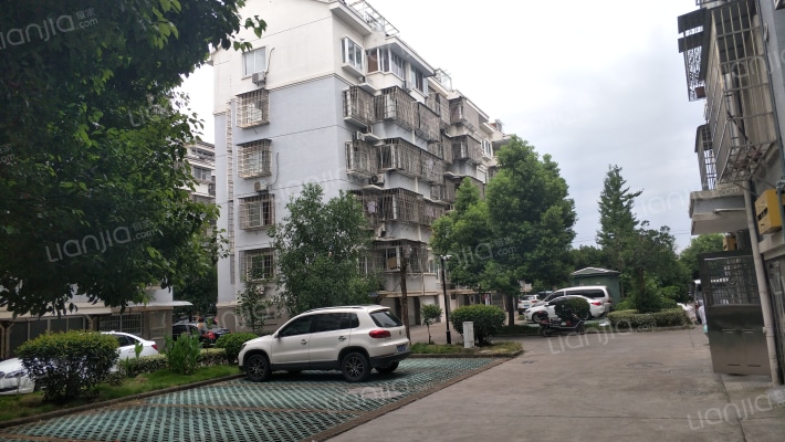 鸿远小区外景图