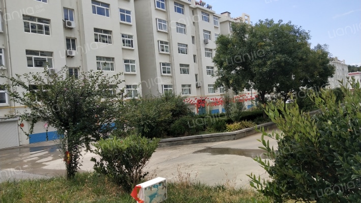 凤翔小区外景图