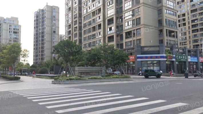 正大新城国际外景图