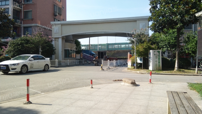 天河小区外景图