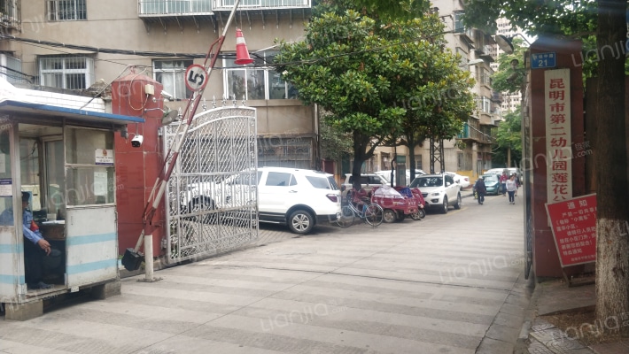 教场南里外景图