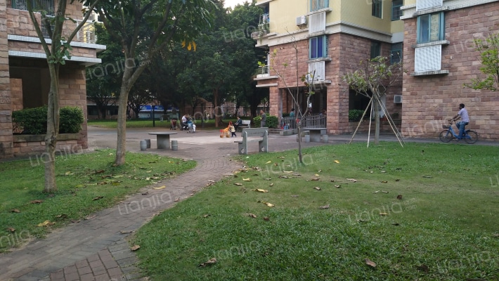 华南师范大学大学城校区教工公寓外景图