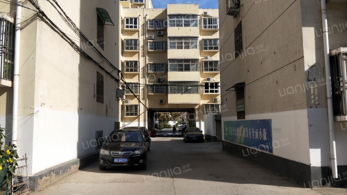 亿龙花苑外景图