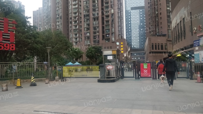 和谐家园小区外景图