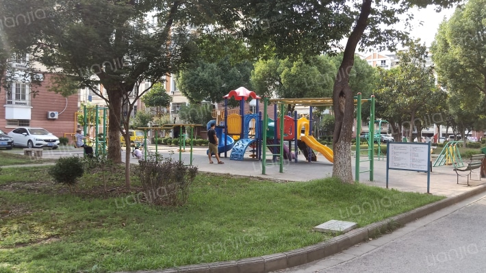 春江佳苑北区外景图