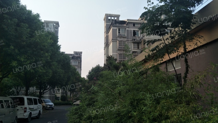 黄浦家园外景图