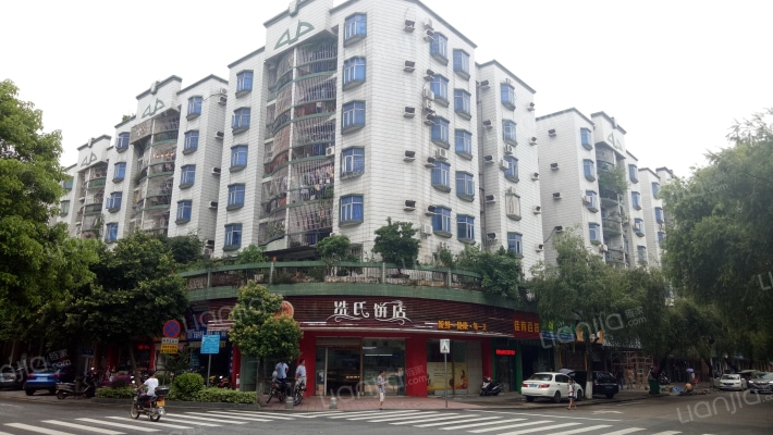 银城花园外景图