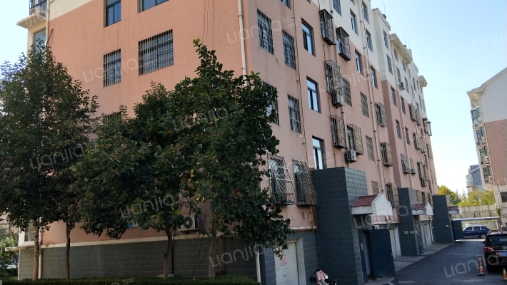 天和家和小区外景图