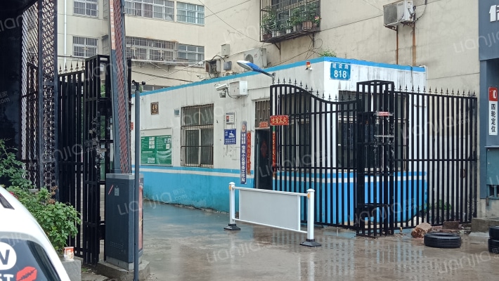 东联怡苑小区外景图