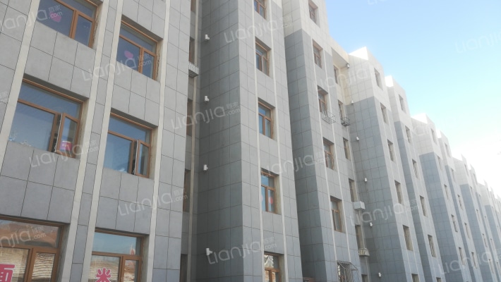 聚馨南苑小区外景图