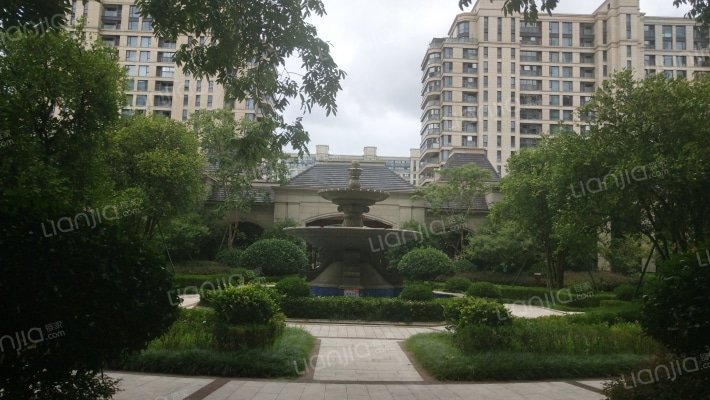 绿城慈园外景图