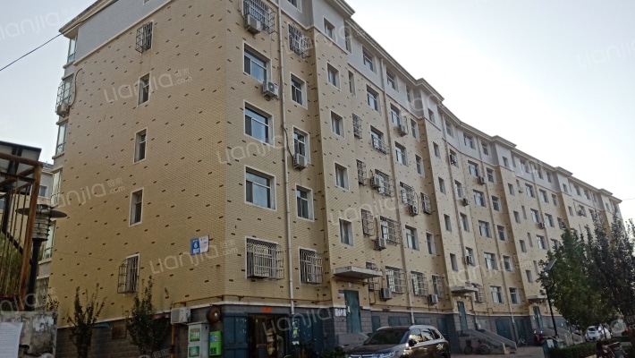 盛世华庭外景图