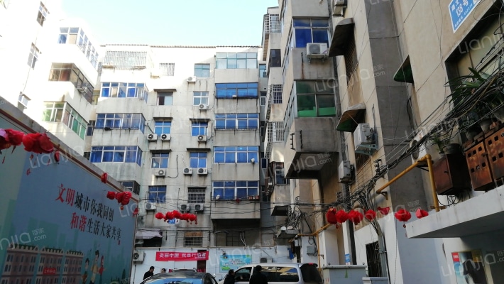 南文峰路138号院外景图