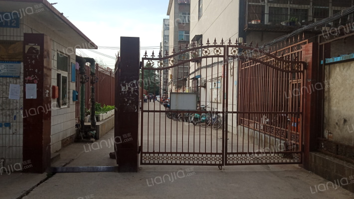 东粮小区外景图