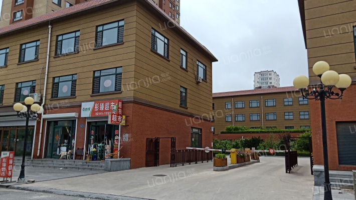 华苑锦绣外景图