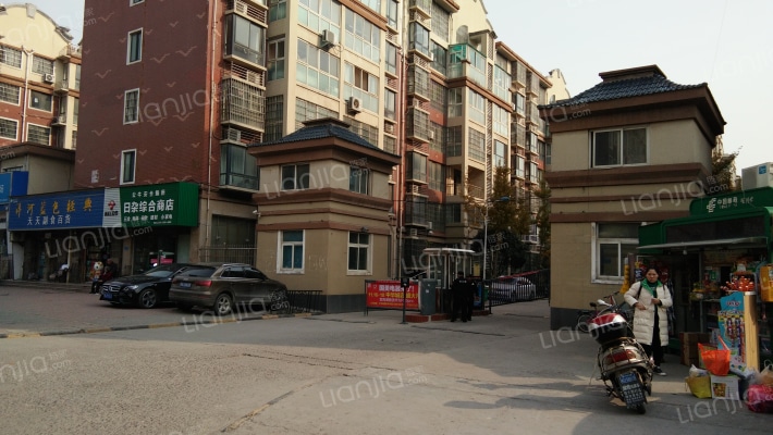 领秀城南区外景图