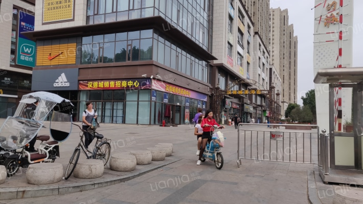 汉锦城滨河街外景图