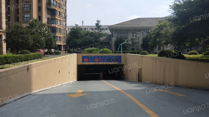 华庭丽晶外景图