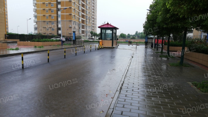 华悦世家小区外景图